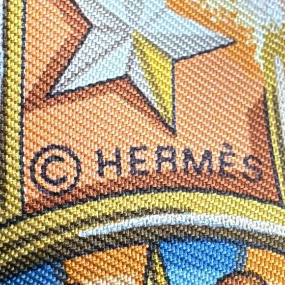 Auth HERMES Carre 90 - Beige Brown Multi Scarf - Picture 3 of 4
